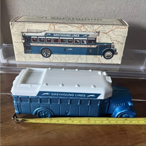 Vintage 1976 Avon for Men "'31 GREYHOUND" Everest After Shave 5 oz. - Picture 3 of 6